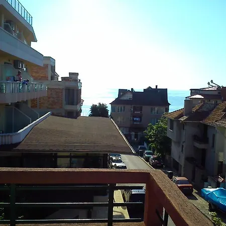 Guest house Summer Sz 3*